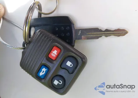 2004 Mercury Grand Marquis Gs from USA, damaged, VIN 2MEFM74WX4X621886